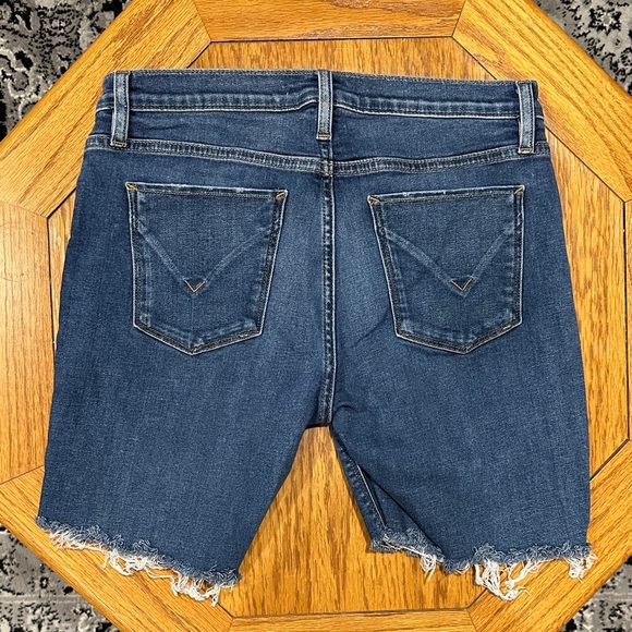 *HUDSON* Medium Wash Cutoff Bermuda Nico LCI Shorts Size 29 - Picture 6 of 7